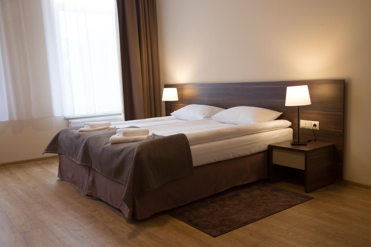 Glas-Hotel 4* Zary  Ngoại thất bức ảnh